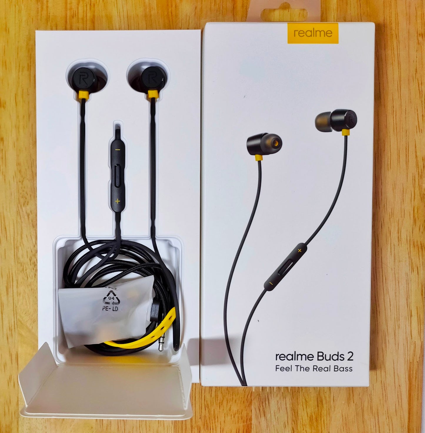 Realme Buds 2 Earphone, Headphone Jack: 3.5mm