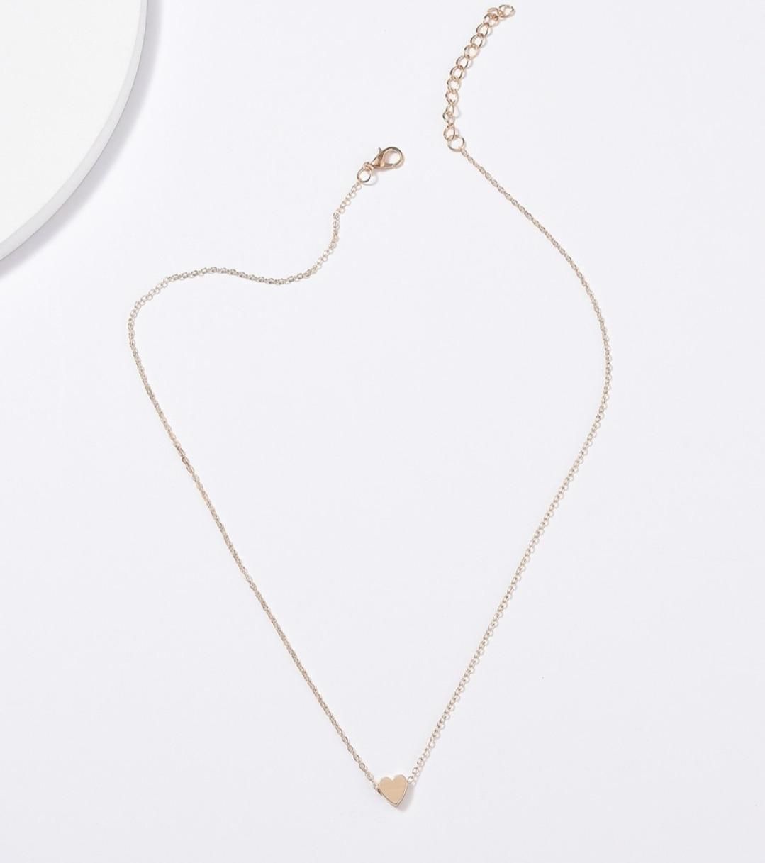 AVR JEWELS Heart Chain Necklace For Women Roposo Clout